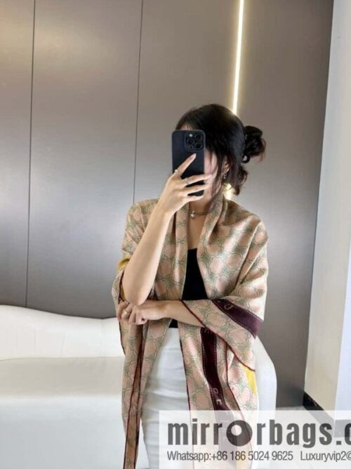 a1696950134726_3813-800x800ncjmwqonotz44380_20250629232718.jpg CELINE Arc de Triomphe, cashmere square scarf