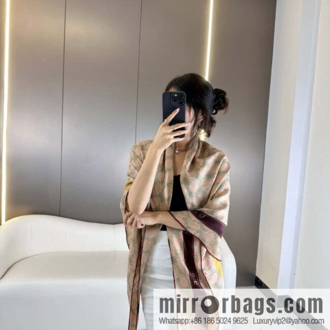 a1696950134726_3813-800x800ncjmwqonotz44380_20250629232718.jpg CELINE Arc de Triomphe, cashmere square scarf