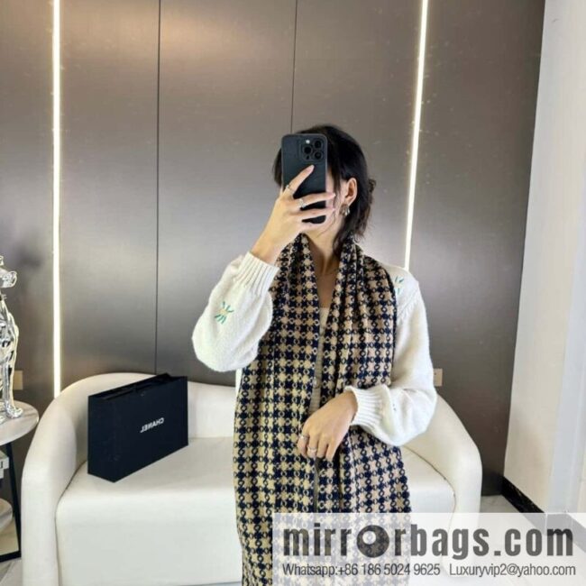 CHANEL 2023 Chanel new cashmere thousand bird grid scarf