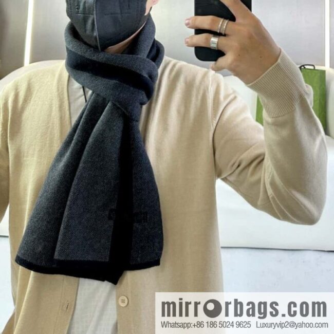 GUCCI classic stripes, imported knitted cashmere, high-end men\'s scarf