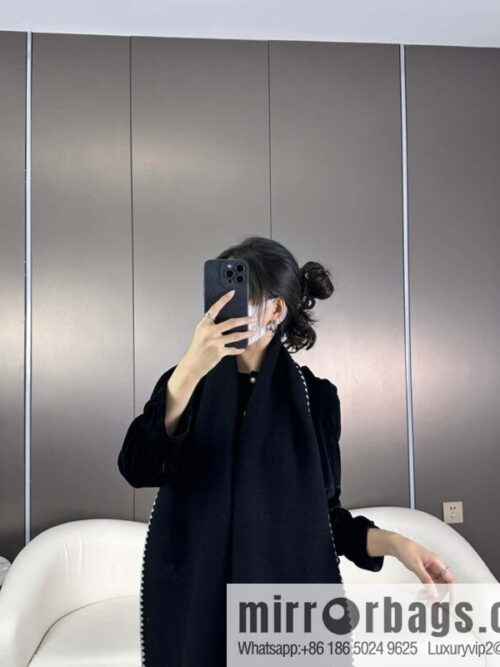 a1697210573469_3504-800x800ohd0b01oweu33367_20250626032126.jpg CHANEL wool yarn scarf