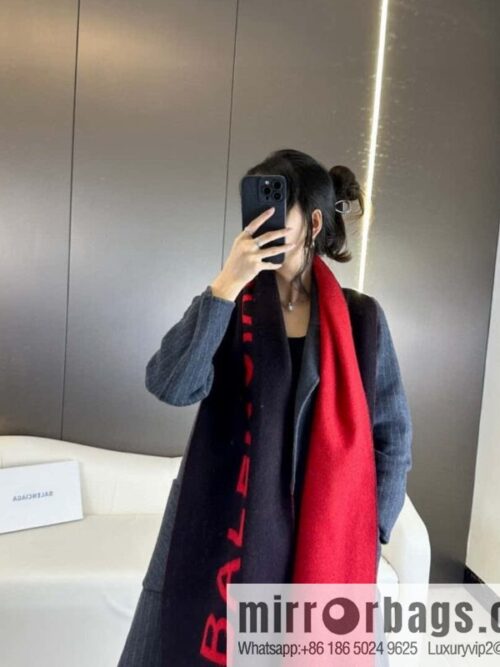 a1697382769536_2064-800x8002s21kdpb42k33142_20250626031825.jpg Balenciaga Balenciaga 2023 new cashmere scarf
