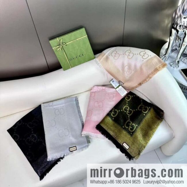GUCCI GG gold thread jacquard shawl