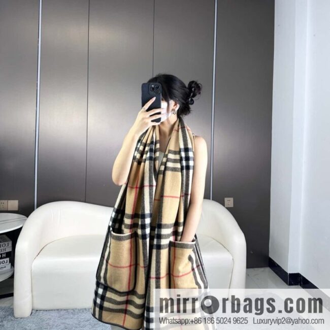 Burberry, the latest logo plaid cape large shawl