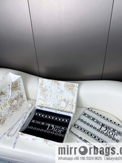 DIOR latest autumn and winter [D pattern] pure cashmere scarf shawl