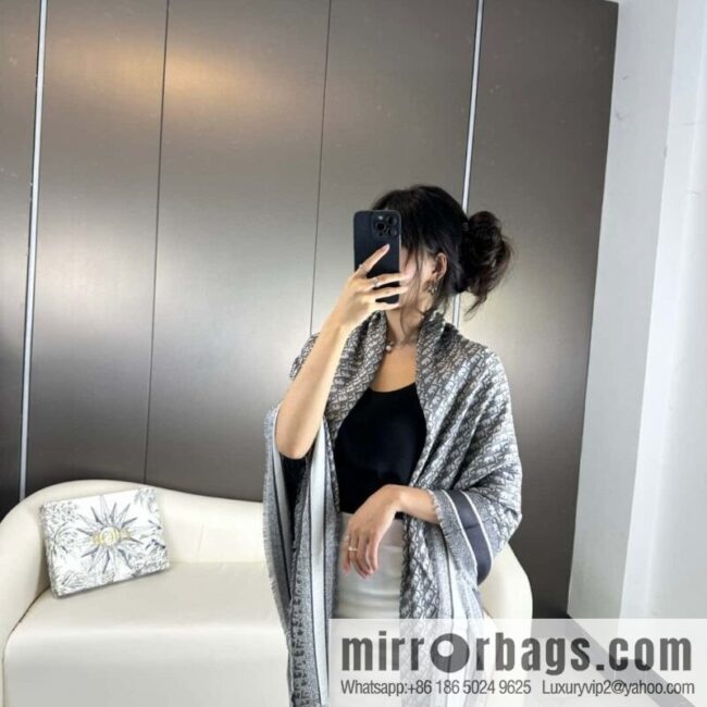 DIOR Oblique print shawl