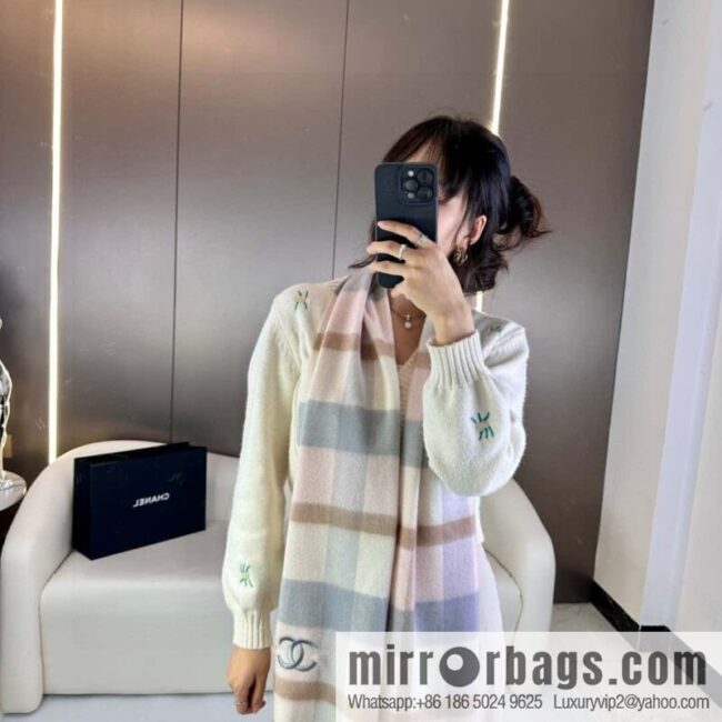 a1698330134586_5143-800x800l3kekvc20v321757_20250625214855.jpg CHANEL cashmere water ripple small scarf