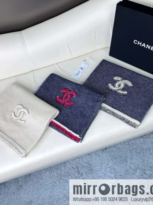 a1700498568125_7653-800x800pcrndzakcuz21046_20250625212704.jpg CHANEL elegant knitted, double C logo cashmere scarf