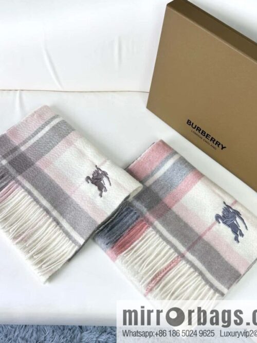 a1700849014612_4363-800x800u1p2uuun25t20870_20250625212007.jpg Burberry 2023 New Cashmere Scarf