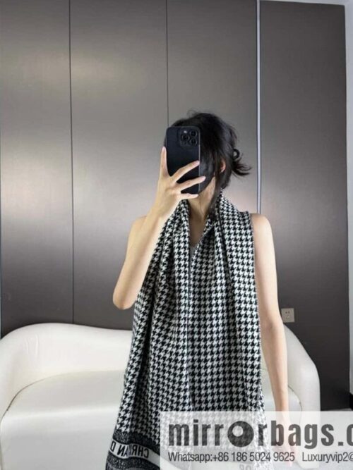 a1702226411319_6867-800x800gr2tedwpt0t20586_20250625211156.jpg DIOR 2023 Dior\'s latest classic thousand-bird grid scarf