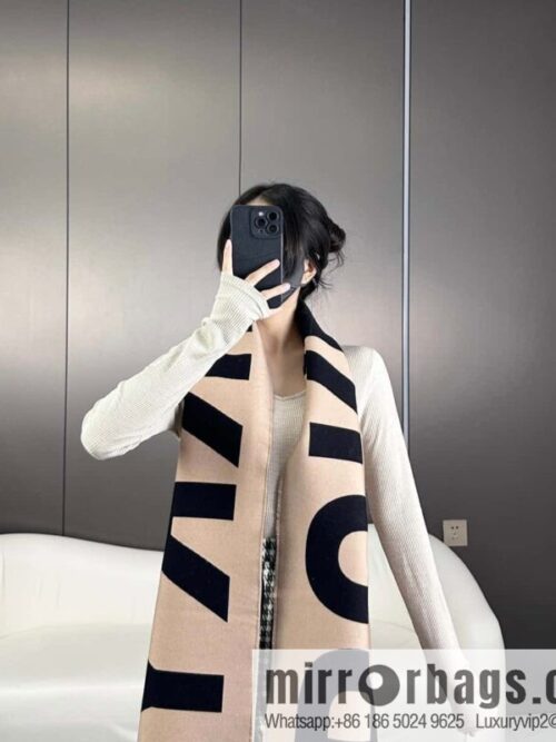 a1704216274111_7777-800x800jl2pj1j5yy08316_20250625135047.jpg Burberry B large letter double-sided towel
