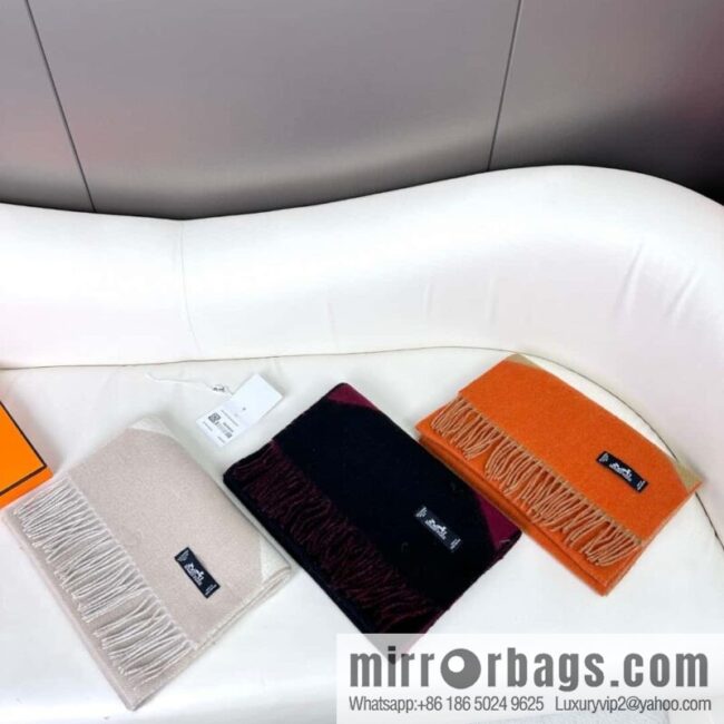 Hermès, long wool scarf