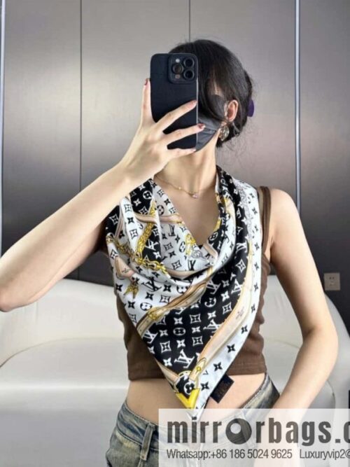 LV belt square towel M78667