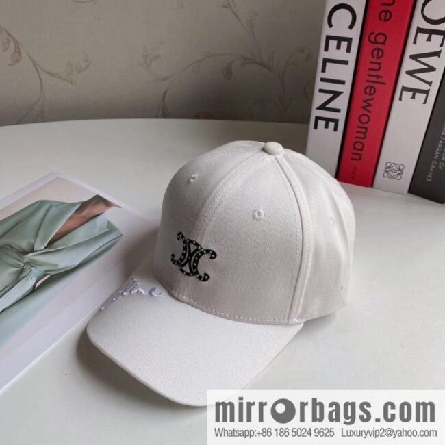 CELINE spring and summer new letter embroidered baseball cap