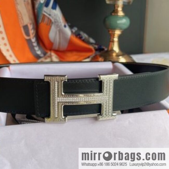 Hermes Hermes, using selected imported cowhide inlaid diamonds 3.8cm men\'s belt