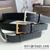 Bottega. Venetia, matte calfskin woven with needle button men\'s 3.5cm belt