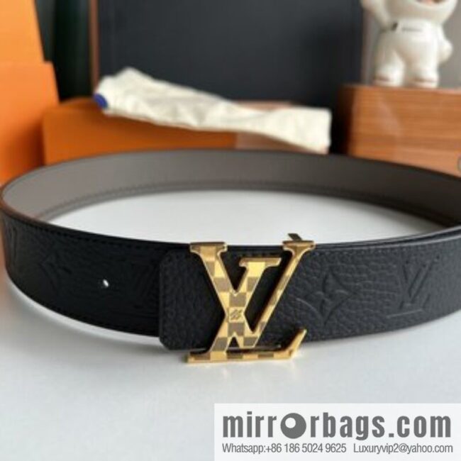 LV/Louis Vuitton Monogram lnitiales Color. Blocks Double Sided Belt 40mm
