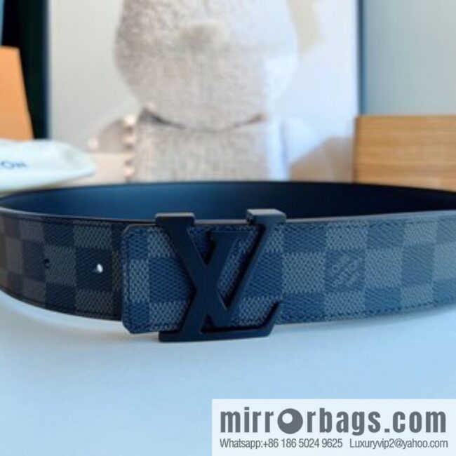 LV/Louis Vuitton Monogram Canvas. Damier Canvas Men\'s Belt