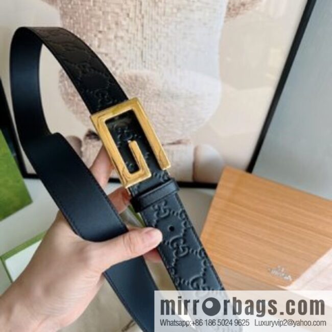 Gucci Gucci G-shaped metal rotating clip buckle, with the first layer of cowhide embossed texture belt 3.5mm