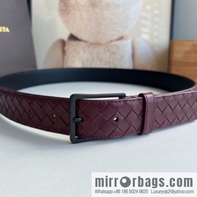 BV Baodian, imported calfskin woven small squares become a typical logo 3.5cm belt