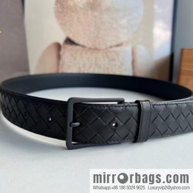 BV Baodian, imported calfskin woven small squares become a typical logo 3.5cm belt