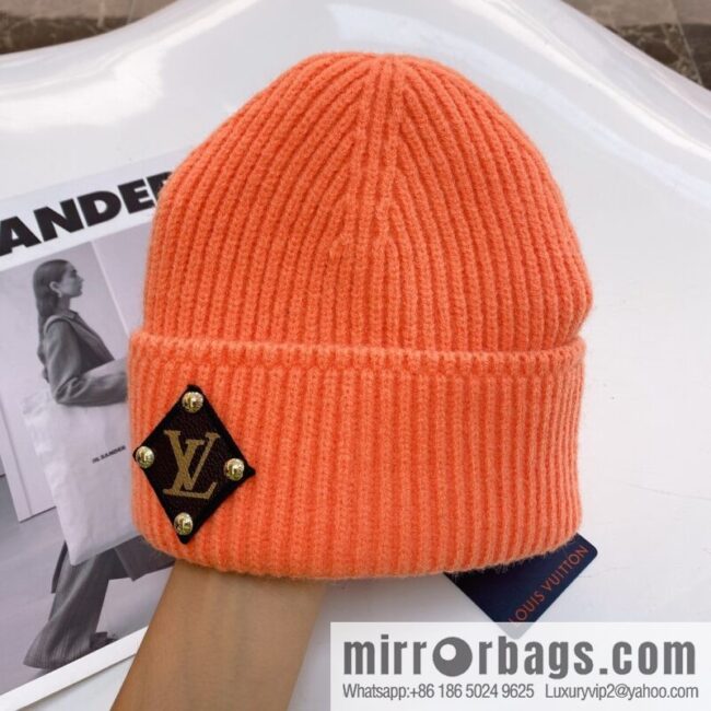 LV Louis Vuitton autumn and winter wool knitted wool hat