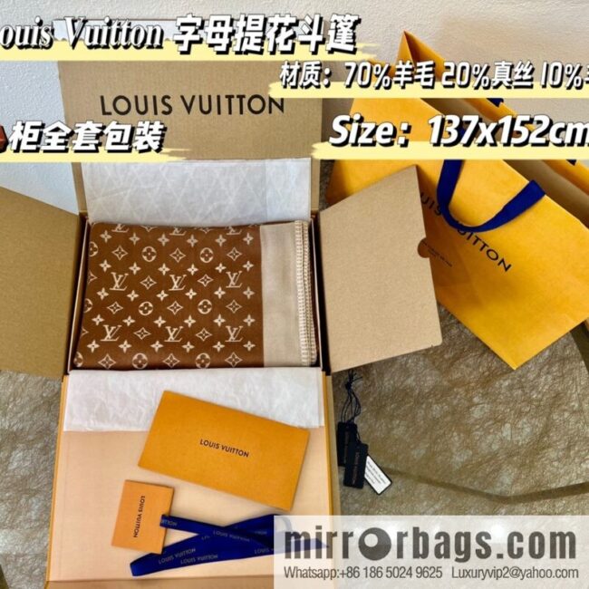 LV Louis Vuitton Embrace Letter Jacquard Cloak M77382