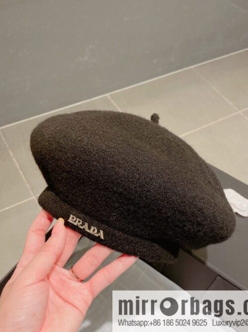 Prada 2022 autumn and winter new beret