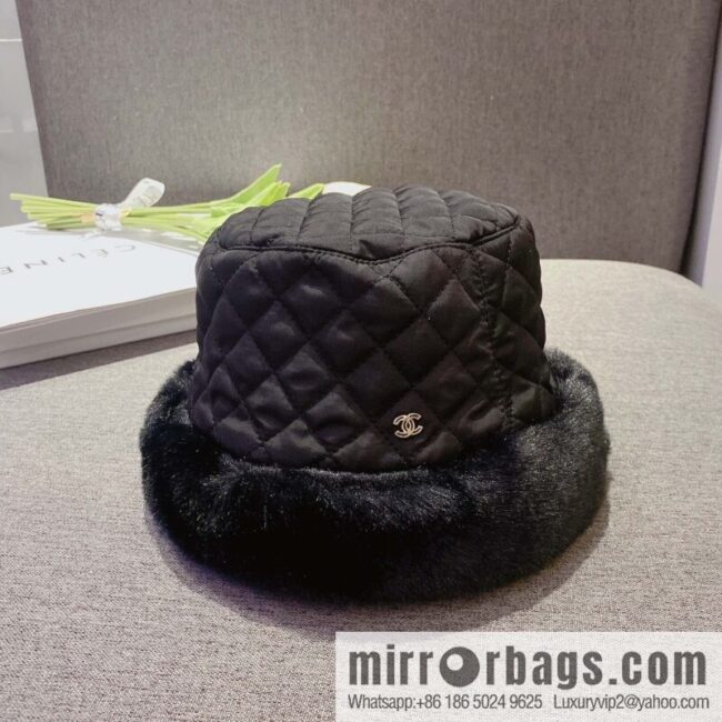 Chanel 2022 autumn and winter new rabbit fur rhombus bucket hat