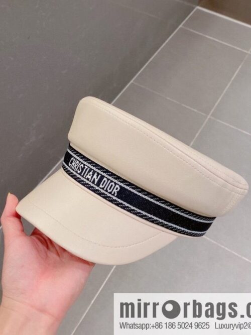 Dior 2022 autumn and winter new duck tongue military cap