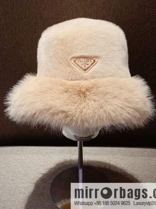 Prada 2022 autumn and winter new mink velvet thickened warm bucket hat