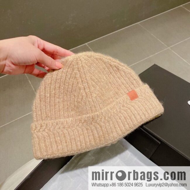 LOEWE Luo Yiwei 2022 autumn and winter new wool hat