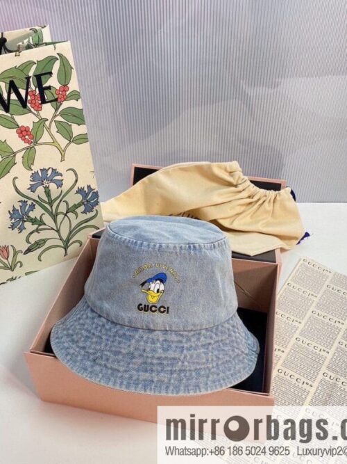 i1669562046_8924_0-800x800cuabe0413me57348_20250630012215.jpg Chanel 2022 autumn and winter new wool bucket hat