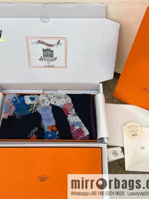 i1669642805_4541_0-800x800yxwkehdwtc365594_20250630114901.jpg Hermes Hermes Classic Cashmere and Silk Blended Fabric Printed Large Square Towel