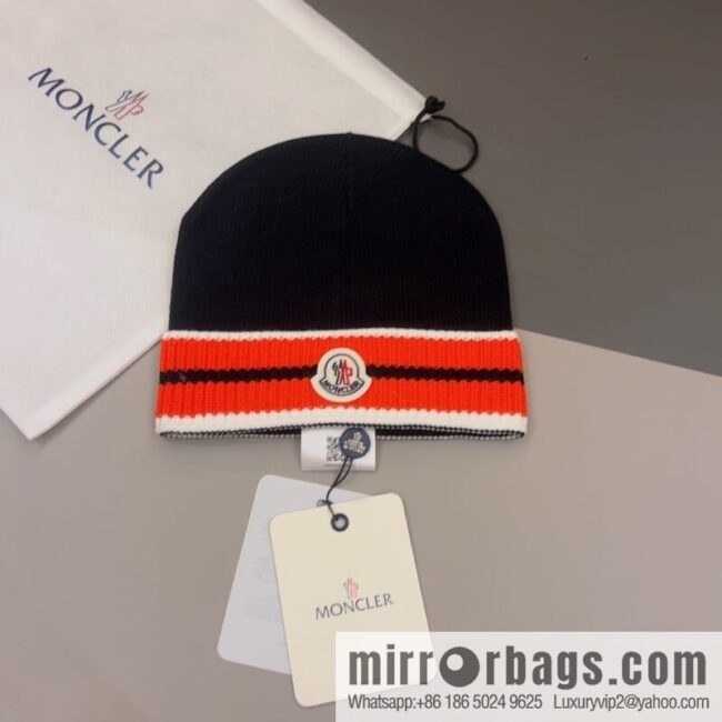 i1669817215_7748_0-800x800p0cymui2sm047098_20250629235016.jpg Moncler European and American winter new wool knitted hat