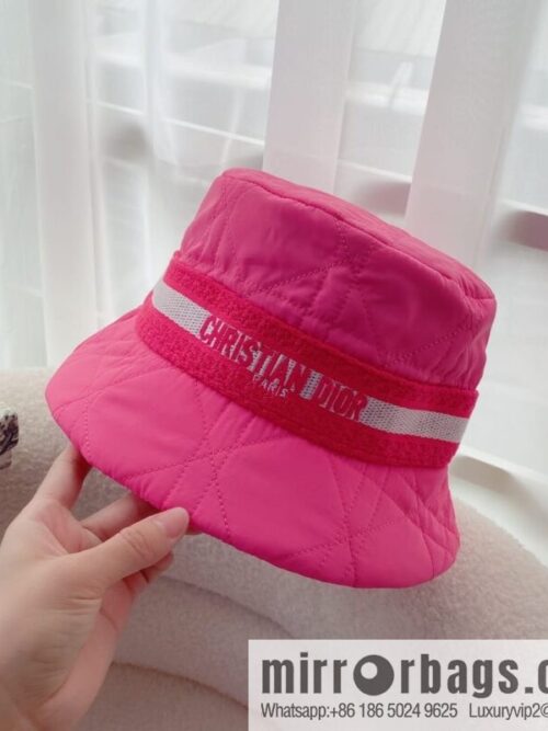 i1669827192_2635_1-800x800szbwuyhu2kr57270_20250630012128.jpg Dior 22 years old new diamond bucket hat