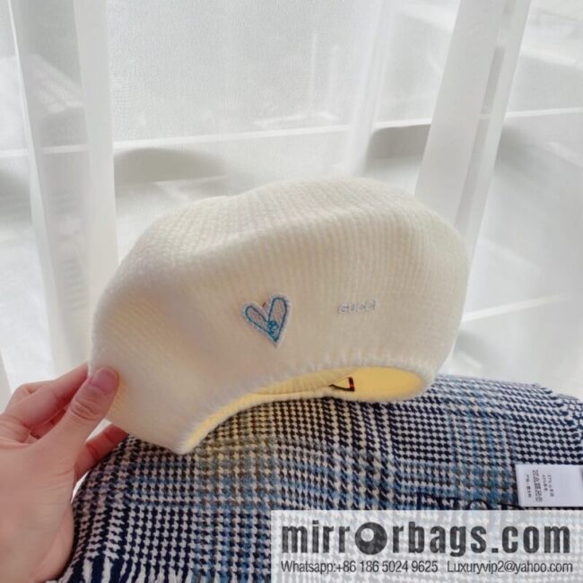 Gucci Gucci 22 years old new knitted beret