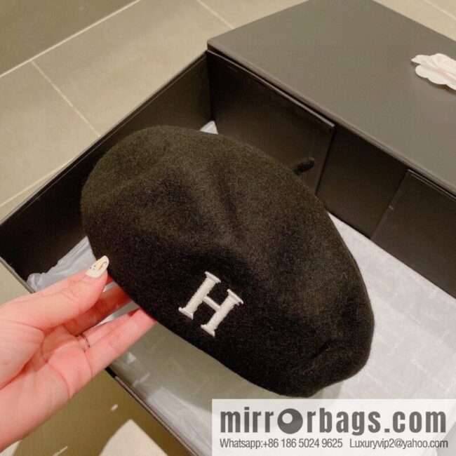 HERMES new beret for autumn and winter 2022