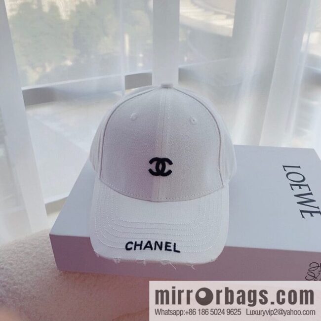 Chanel Chanel Autumn Unisex Cap