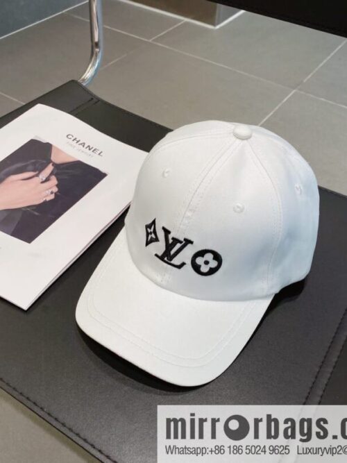 i1675094557_1043_1-800x800v4wd4rnkupn46280_20250629234310.jpg LV Louis Vuitton\'s new unisex cap