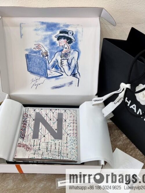 i1675432327_9966_0-800x800mkqn1tuvawv65605_20250630114922.jpg Chanel \"Xiaoxiang Collection\" 100% silk scarf