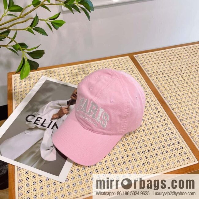 BALENCIAGA Balenciaga\'s new logo baseball cap