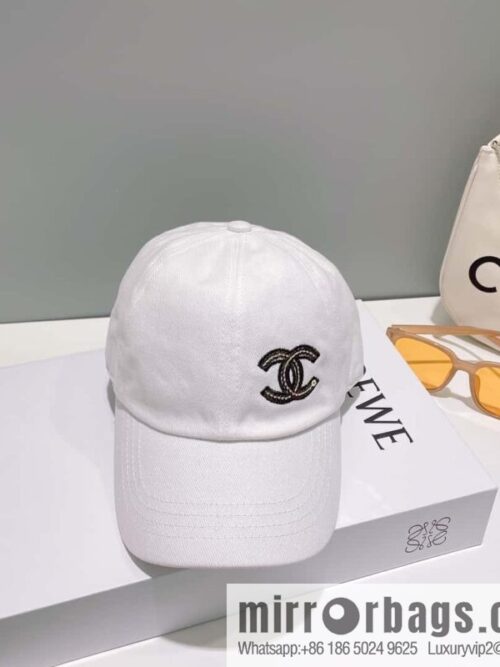 i1678164781_8357_1-800x800upfwozfrsd123890_20250625225741.jpg Chanel Chanel new baseball cap