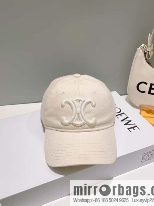 i1678251423_7342_0-800x800w2a03zaaevi24059_20250625230320.jpg CELINE Spring/Summer 2023 New Unisex Baseball Cap