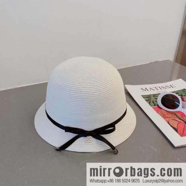 Chanel Chanel 23 years old new straw hat