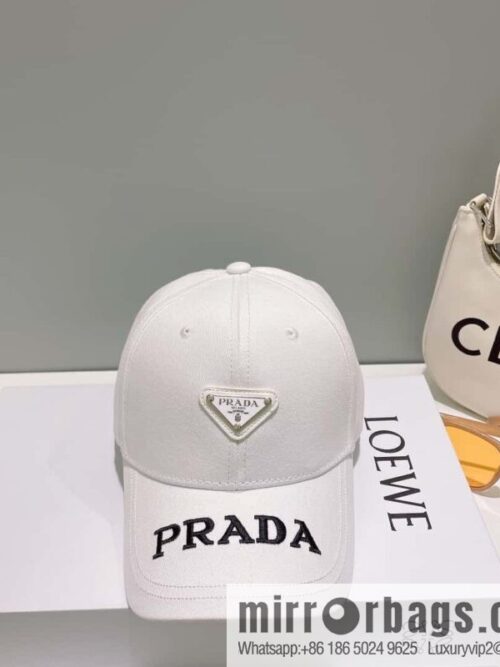 i1680406203_784_0-800x800gw5njwrp2g535337_20250626035842.jpg PRADA Prada spring and summer new big-name embroidered baseball cap