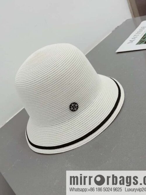 i1680977334_3206_0-800x800dvb2ssdybsb35521_20250626040309.jpg Chanel straw hat