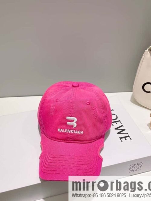 i1681354392_6140_0-800x800yoryqivoamw40806_20250629225012.jpg Balenciaga Embroidered letter logo baseball cap