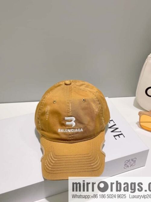 i1681354632_7343_0-800x800unqqmqwtu1q24207_20250625230851.jpg Balenciaga Embroidered letter logo baseball cap