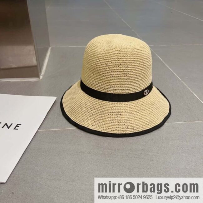 Dior Dior\'s new Lafite straw hat in summer